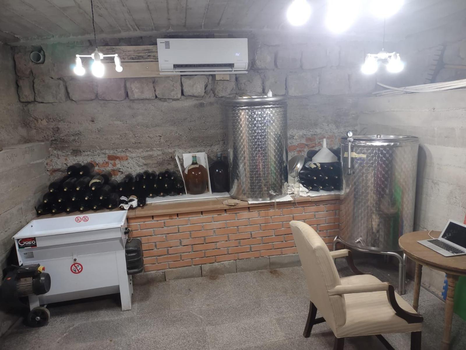 Bookwine Tasting In Tbilisi Exterior photo
